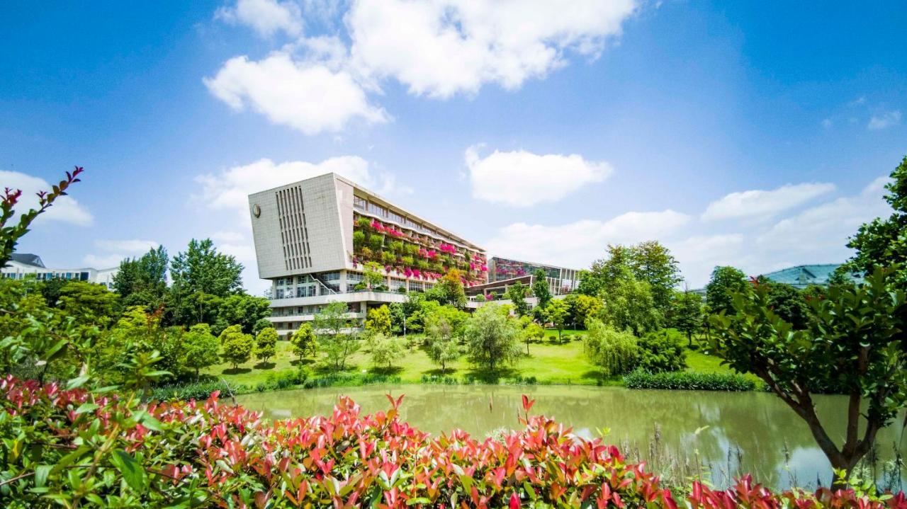 Intercontinental Heilong Lake, An Ihg Hotel Meishan  Exterior photo